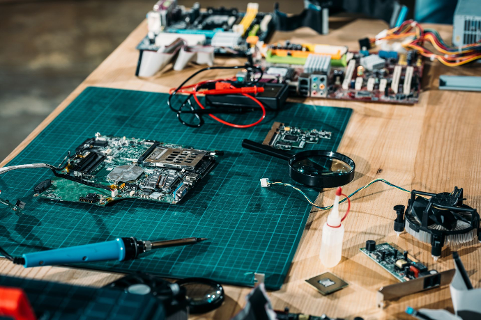 Custom hardware and electronics setup for IT infrastructure